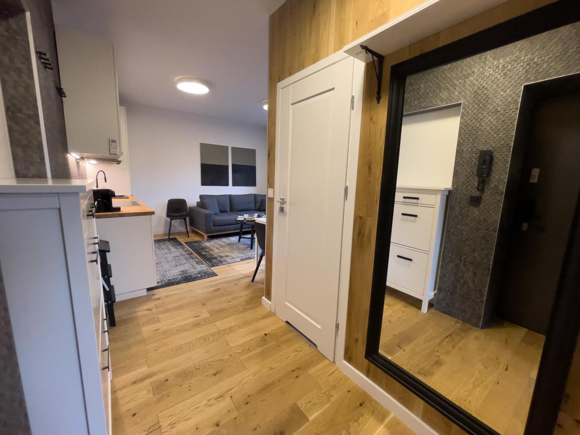 Urban Apartments Premium No 3, Free Private Parking, Self Check-In Chorzów Extérieur photo