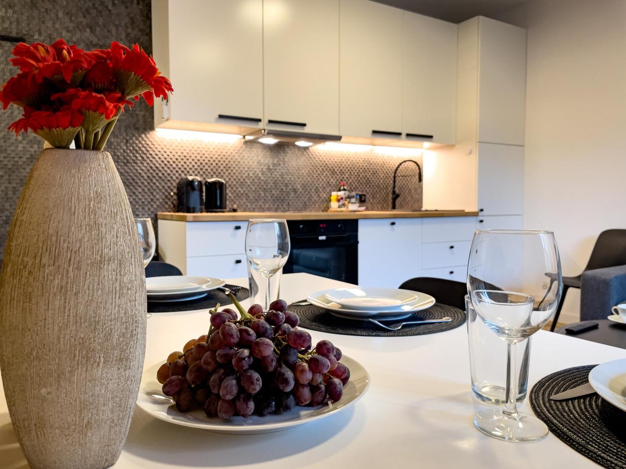 Urban Apartments Premium No 3, Free Private Parking, Self Check-In Chorzów Extérieur photo